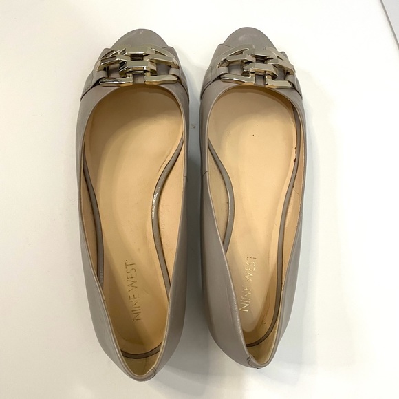 Nine West Gray Amedea Peep-Toe Ballet Flats Size 7 - Picture 4 of 11
